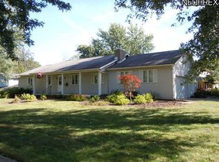 770 E Riddle Ave, Ravenna, OH 44266