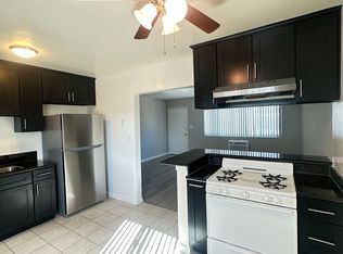 1022 E 32nd St APT D, Signal Hill, CA 90755