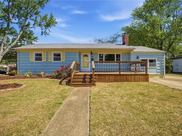 1802 Sunset Dr, Norfolk, VA 23503