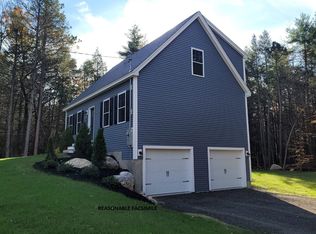 134 Sandown Rd, Danville, NH 03819