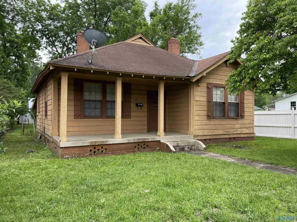 303 Hoke St, Gadsden, AL 35903