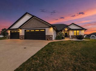 1997 Dobby St, De Pere, WI 54115