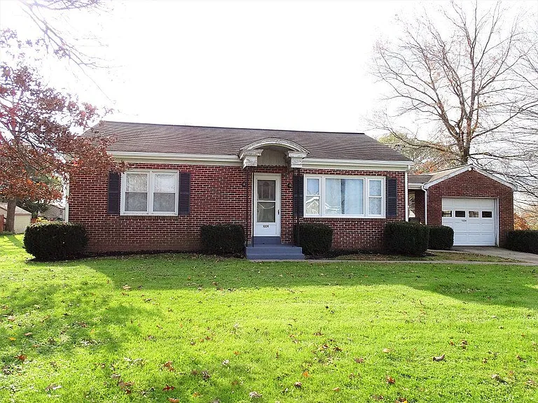 1324 Union Grove Rd — Photo 1