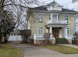 208 S Cherry Ave, Marshfield, WI 54449