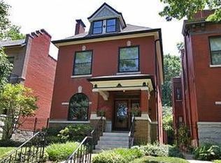 3832 S Utah Pl, Saint Louis, MO 63116