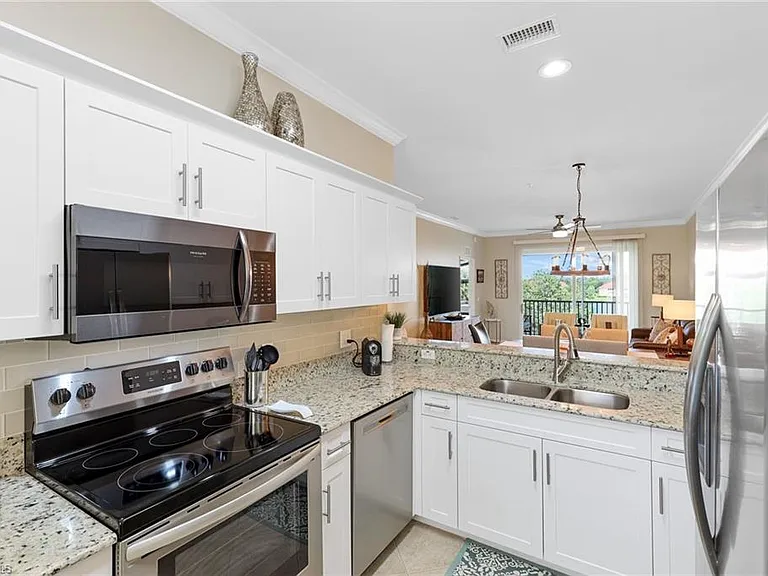 2740 Cypress Trace Cir #2733 — Photo 6