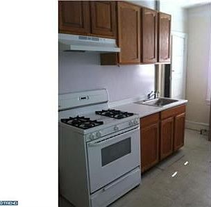 5th image of 5800 Larchwood Ave