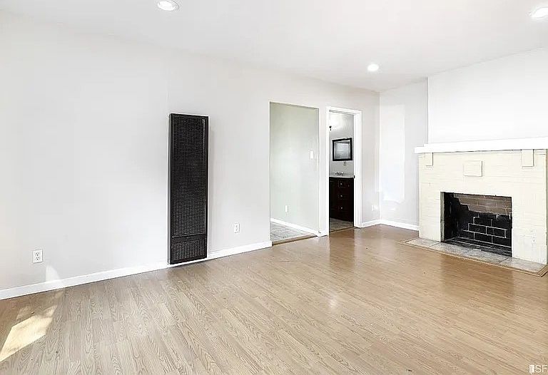 1st image of 568 Alhambra St
