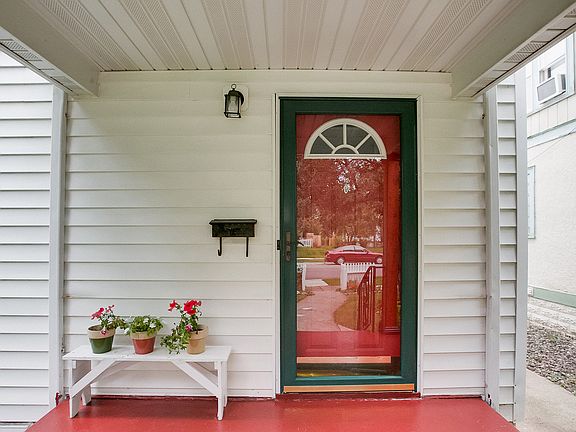 2nd image of 1373 Schletti St