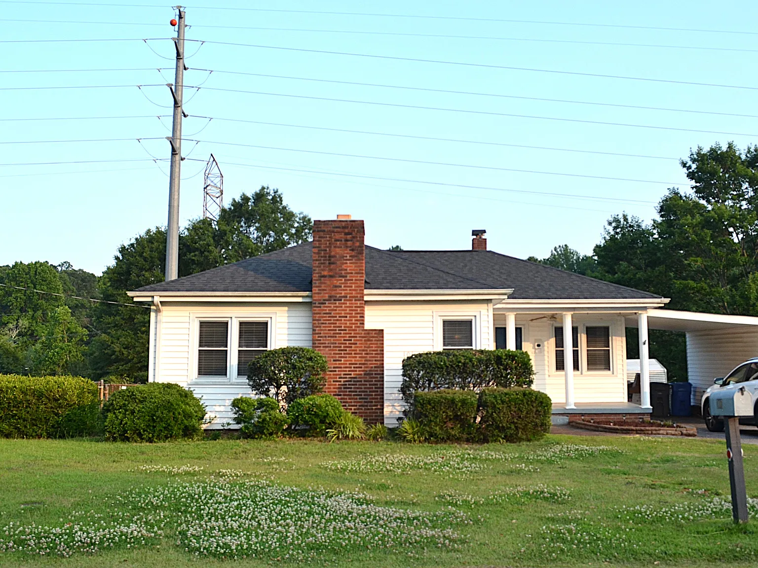 101 Lenore Ave — Photo 1