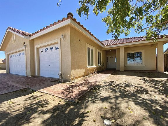 3rd image of 7830 Poppy Blvd