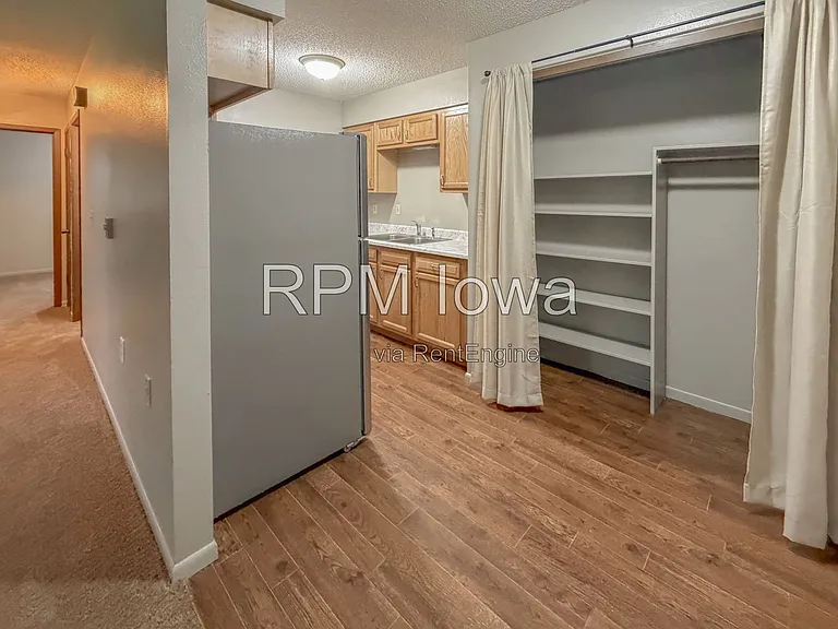 408 E Dawn St #7 — Photo 2