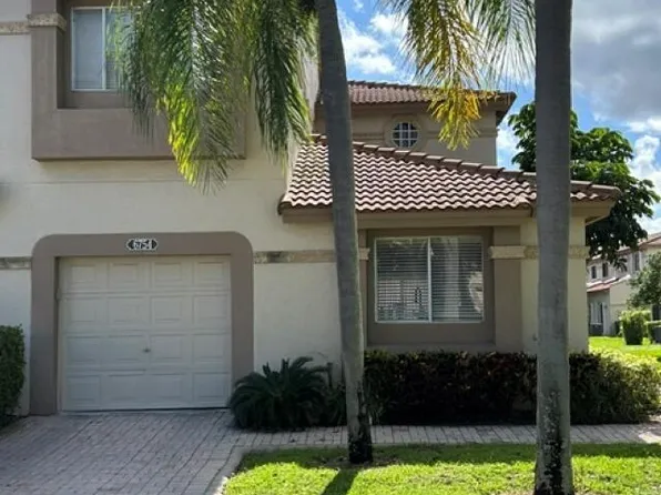 6754 Via Regina, Boca Raton, FL 33433