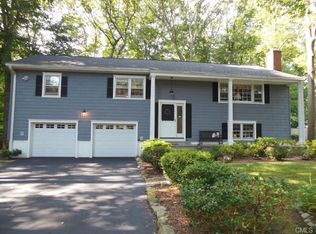 7 Dorset Rd, Norwalk, CT 06851