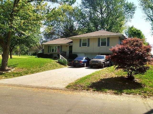 1st image of 4161 N Chelsea Ave