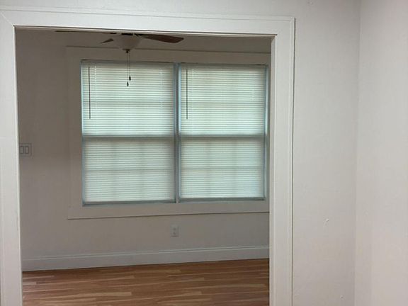 5th image of 1021 23rd Ave N