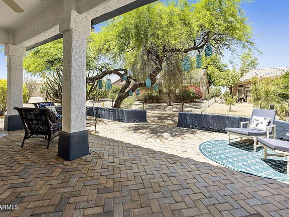 3rd image of 15612 W WHITEWOOD Drive