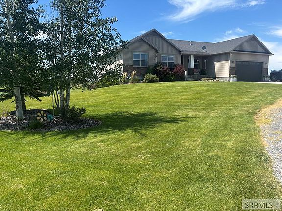 5th image of 4201 Woodland Dr