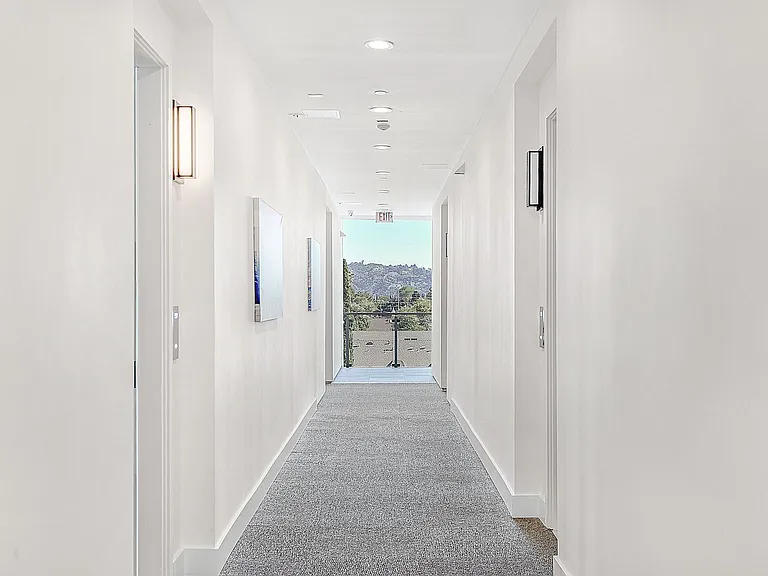 Chandler Valley Village — Photo 10