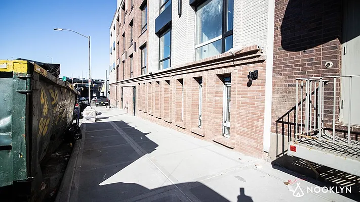 Rented by Nooklyn NYC LLC | media 38