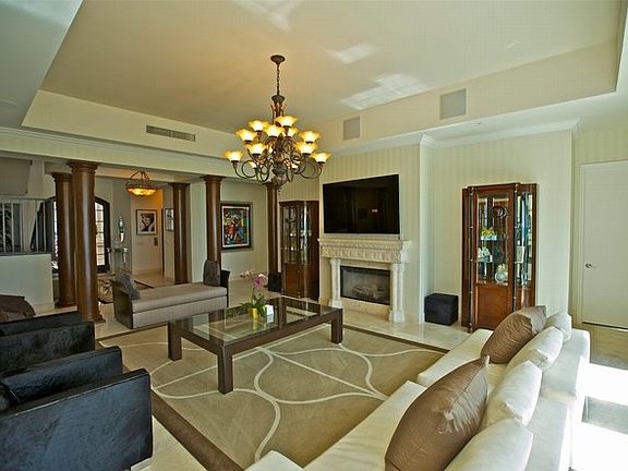 3rd image of 5959 Collins Av 3006 #3006