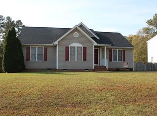 8087 Cypresstree Ln, Mechanicsville, VA 23111