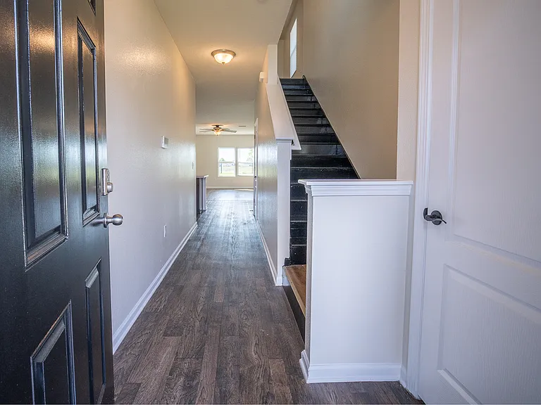 2528 Acorn Creek Rd — Photo 24