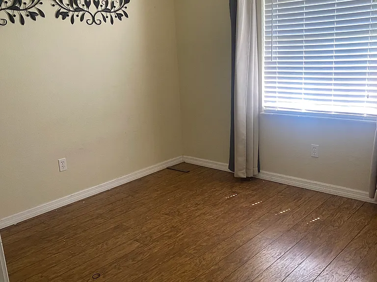 471 Insull Ct — Photo 27
