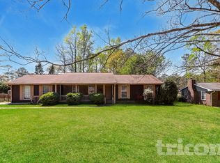 199 Kings Ct, Lawrenceville, GA 30044