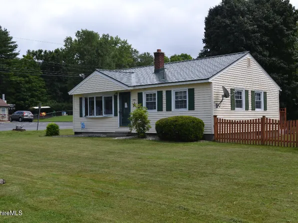 1094 South St, Dalton, MA 01226