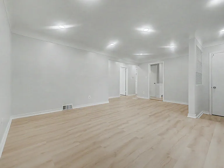 8108 Whitefield St — Photo 5