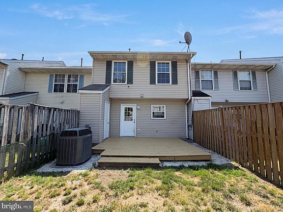 5th image of 5812 Springfish Pl