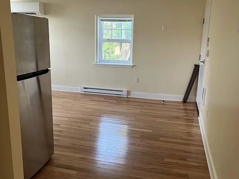 1304 N Rodney St #3B — Photo 8
