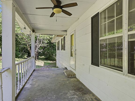 3rd image of 5246 Old Hixson Pike