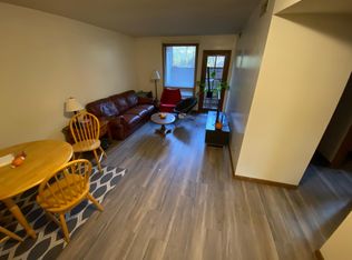 1832 Claflin Rd #10, Manhattan, KS 66502