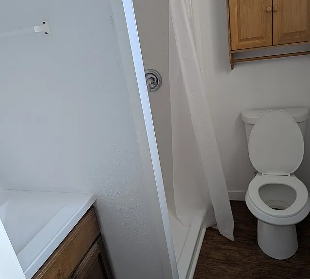 228 Sprague St — Photo 7