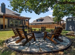 2200 Simpson Ln, Mansfield, TX 76063