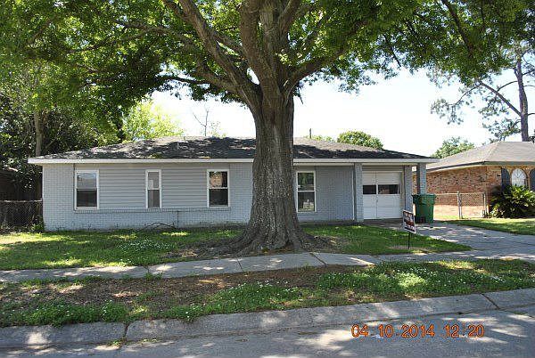 1st image of 344 Greenwood Dr