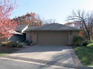 8802 Hunters Way, Apple Valley, MN 55124