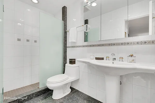 Rented by Corcoran | media 14