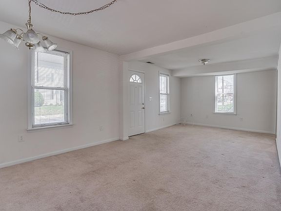 5th image of 5110 22nd St N