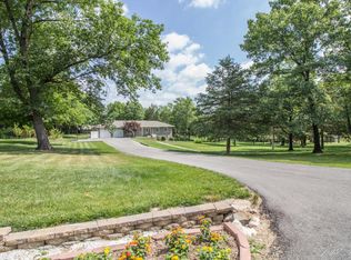 4555 W East Ridge Rd, Columbia, MO 65202