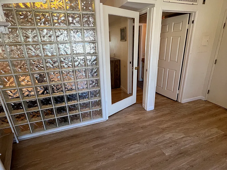 10960 Ashton Ave #409 — Photo 16