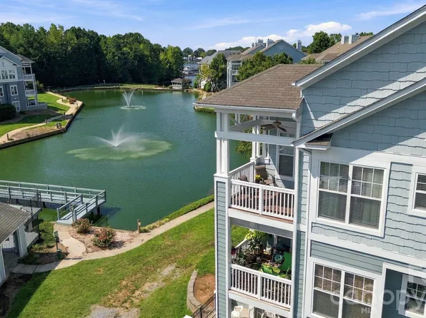 18742 Nautical Dr APT 301, Cornelius, NC 28031