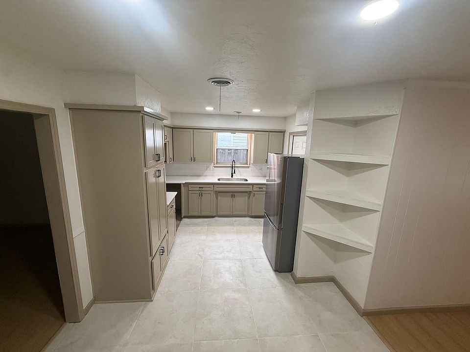 1st image of 5413 S Lee Ave