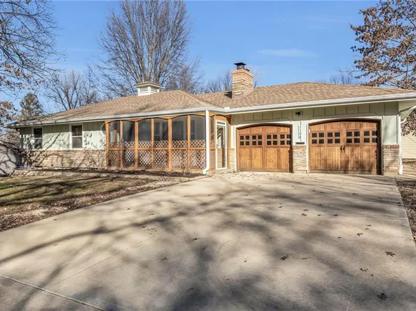 1104 W 35th Ter S, Independence, MO 64055