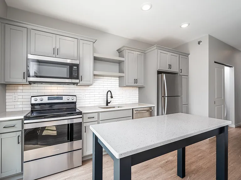 4. District E_Kitchen 4. District E_Kitchen