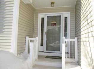 8 Absalom Ln, Hollis, NH 03049