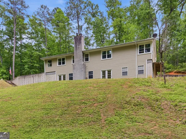 169 N Pinecrest Rd, Toccoa, GA 30577