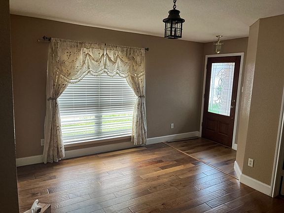 4th image of 3024 Casa Bella Dr